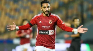 مديح بارز عمرو الدردير لكريم فؤاد نموذج الالتزام في الأهلي